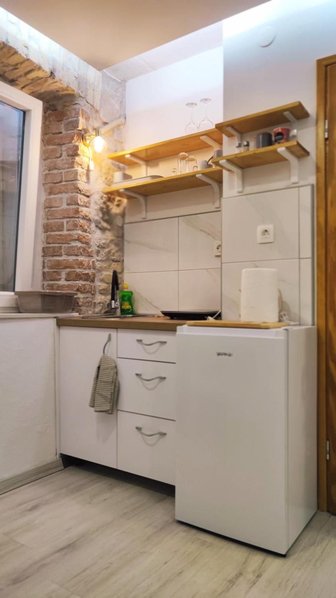Falcons Nest シベニク エクステリア 写真